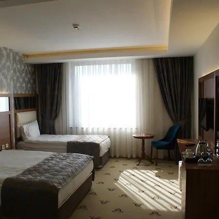 Carmine Hotel